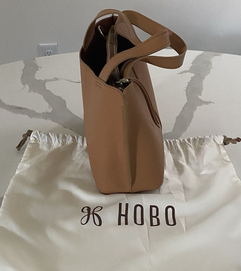 NWOT HOBO Vida Small Tote - Picture 4 of 8